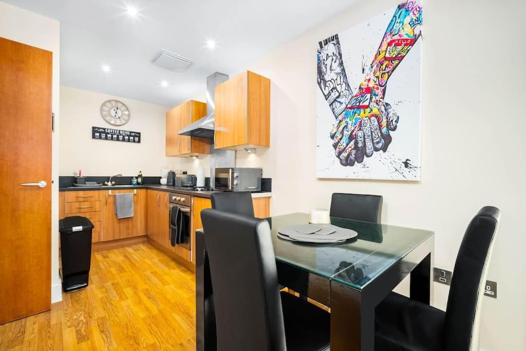 Modern Arcadian Centre Apartment By Azura Nights Birmingham Eksteriør bilde